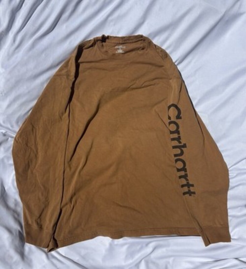 Y2K thrashed collar Carhartt Men's Brown Cotton Knit Logo Long Sleeve T-Shirt L
